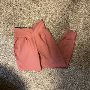 Old Navy’s High-Waisted PowerSoft 7/8-Length Joggers
